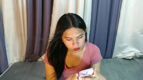 Snapshot of emere_kai_24xxx chatting on 04.02.26 Chelle dont forget to folloe me and thumps up online show from 04.02.26