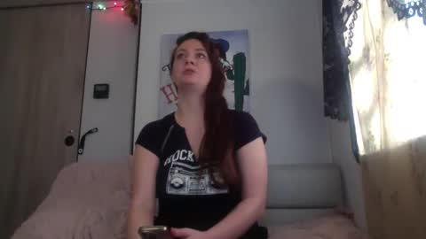 Snapshot of emerieskye chatting on 12.12.24 EmerieSkye online show from 12.12.24