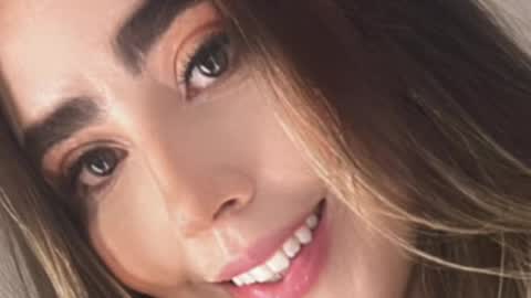 emi_royse online show from 04.10.26