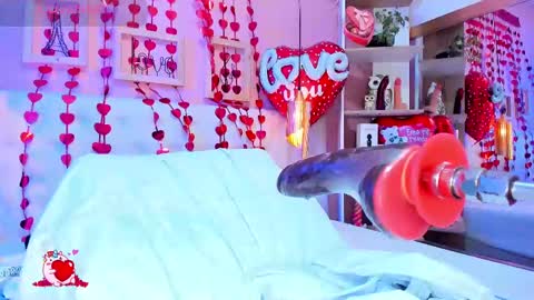 Snapshot of emi_sary chatting on 02.11.25 Emily Sarai online show from 02.11.25