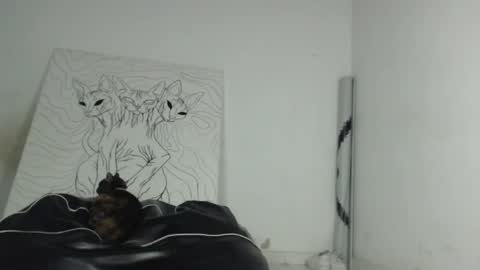 Snapshot of emiantonella_ chatting on 05.21.26 Antonella online show from 05.21.26