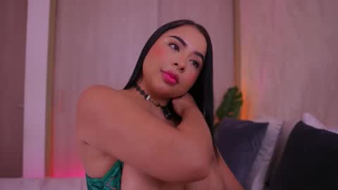    online show from 09.12.25