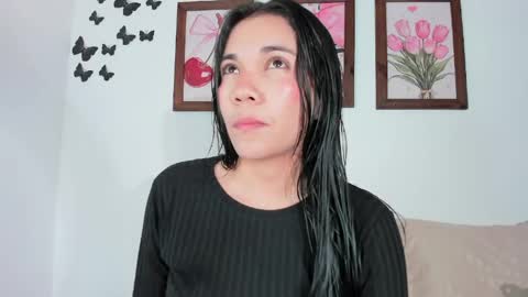 Snapshot of emiily_parkerr chatting on 05.20.26 Emily online show from 05.20.26