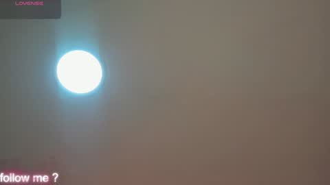 Snapshot of emiilycollins1 chatting on 01.12.25 online show from 01.12.25