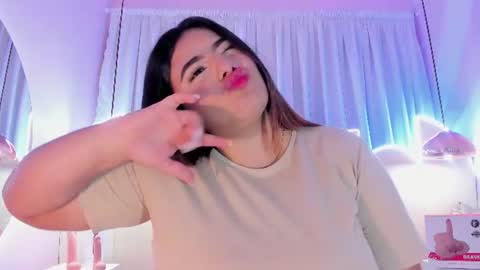 Snapshot of emiilygrace_ chatting on 06.11.26 Emiily Grace online show from 06.11.26