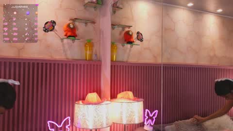 Snapshot of emiiscoot_1 chatting on 01.08.25 Emily online show from 01.08.25