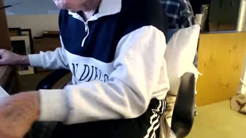 Snapshot of emil_karpo chatting on 11.20.25 Terrance1st online show from 11.20.25