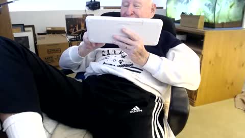 Snapshot of emil_karpo chatting on 11.21.25 Terrance1st online show from 11.21.25