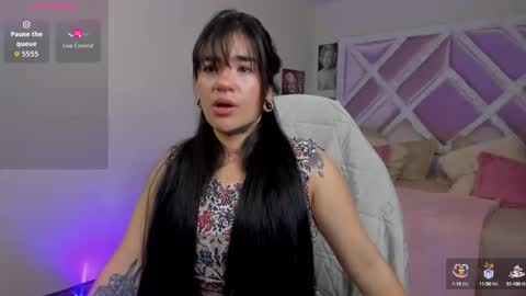 emilayton_ online show from 09.17.25