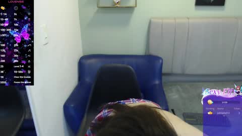 Emilee online show from 02.05.25