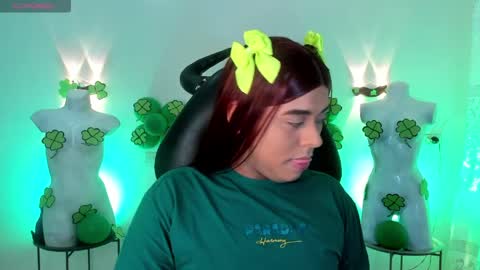 Emili roux online show from 03.17.26