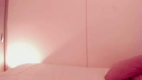 Emilia Big Boobs online show from 12.16.24