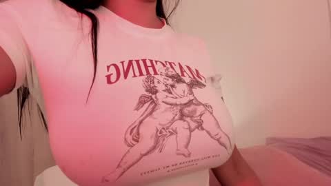 Emilia Big Boobs online show from 12.16.24