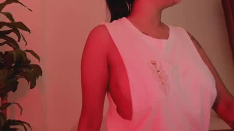 Emilia Big Boobs online show from 02.28.25