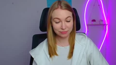 Emilia online show from 03.17.26