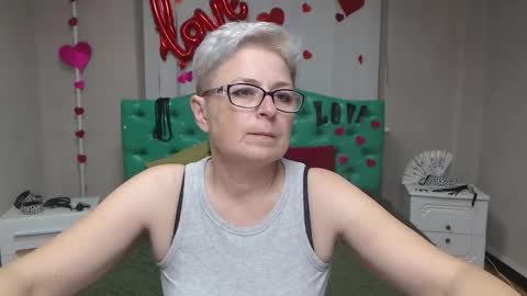 EmiliaGree online show from 10.14.25