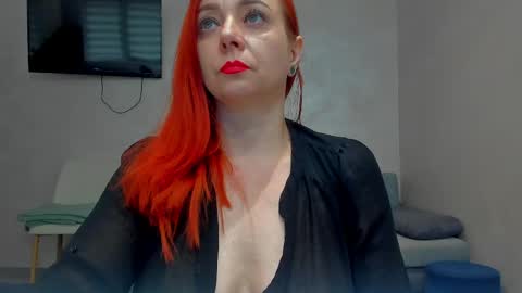 Emiliana online show from 04.20.26