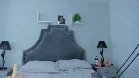 EmiliaRose online show from 09.12.25