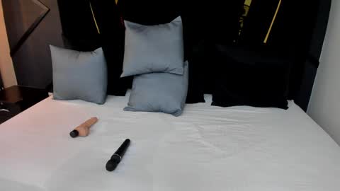 Emillie online show from 12.30.24