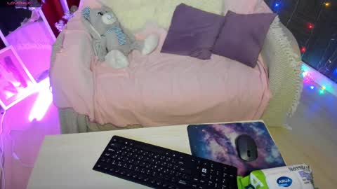 Emiliya online show from 12.29.24