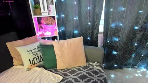 Emiliya online show from 02.09.25