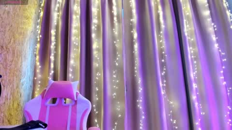 Emiliya online show from 02.22.25