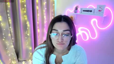 Emiliya online show from 03.12.25