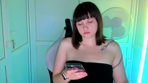 Snapshot of emilli_moon chatting on 07.02.26 Emmi online show from 07.02.26