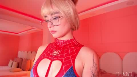 Snapshot of emilly_williamss chatting on 11.28.25 Emilly online show from 11.28.25