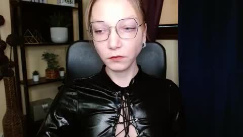 Emilly online show from 02.19.26