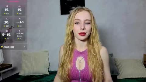 Snapshot of emily0303 chatting on 10.24.25 emily0303 online show from 10.24.25