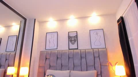 Snapshot of emily_5weet chatting on 01.24.25 Emily online show from 01.24.25