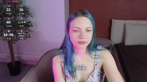 Snapshot of emily__hamilton chatting on 07.03.26 Emily online show from 07.03.26