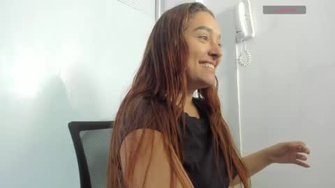 Snapshot of emily__harper_ chatting on 05.17.26 Emily online show from 05.17.26