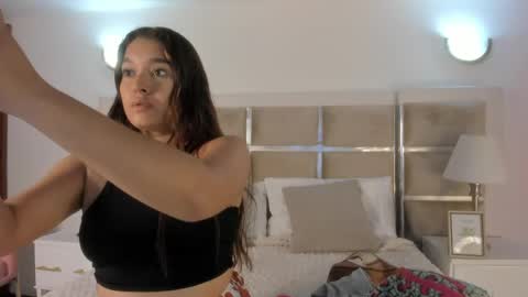 Snapshot of emily__harper_ chatting on 05.28.26 Emily online show from 05.28.26