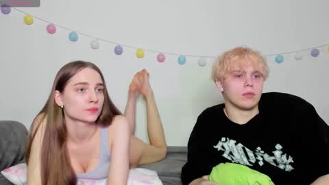 Snapshot of emily_and_ilumi chatting on 03.10.25 emily_and_ilumi online show from 03.10.25