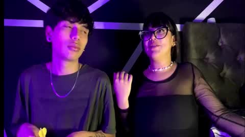 Snapshot of emily_andyy chatting on 12.19.25 emily_andyy online show from 12.19.25