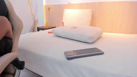 emily online show from 09.13.25