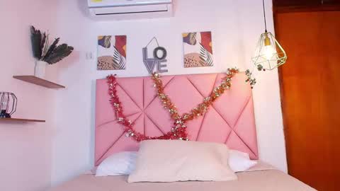 Emily Burton online show from 01.18.26