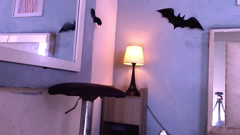 Snapshot of emily_castillo1_ chatting on 11.27.25 emily_castillo1_ online show from 11.27.25