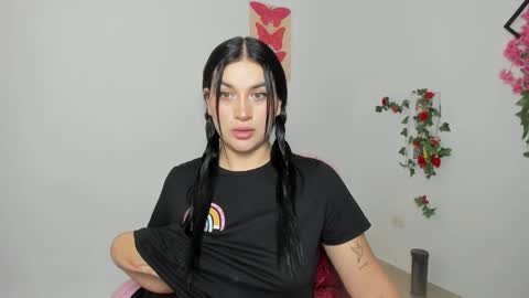 Snapshot of emily_coraline chatting on 09.30.25 Emily online show from 09.30.25