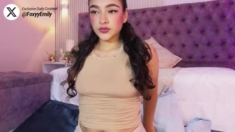 Snapshot of emily_foxyy chatting on 02.24.26 Emily online show from 02.24.26