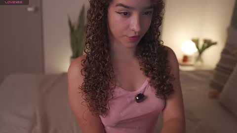 Snapshot of emily_johnson1 chatting on 06.25.26 Juliana online show from 06.25.26