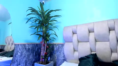 Snapshot of emily_jones3 chatting on 03.04.25 Emily online show from 03.04.25