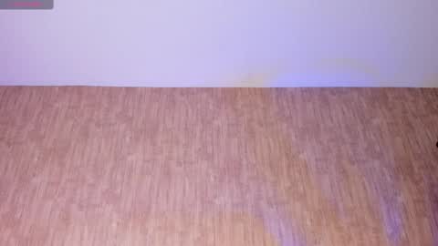 Snapshot of emily_klarence chatting on 10.04.25 Emily online show from 10.04.25