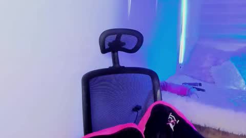 emily_lindey online show from 01.14.26