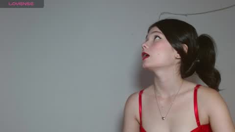 Snapshot of emily_littesweet chatting on 07.25.26 Emily littesweets online show from 07.25.26