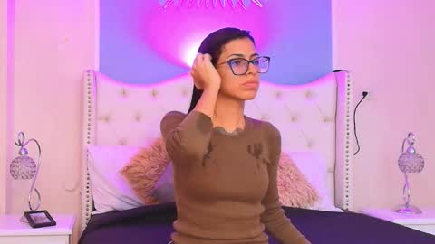 Emily online show from 09.21.25