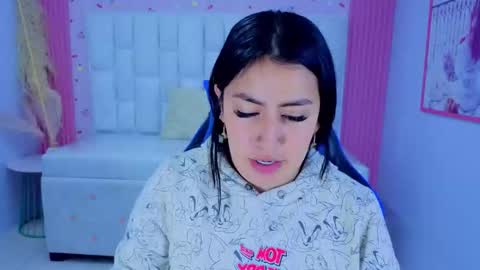 Snapshot of emily_mills_s chatting on 11.30.25 Emily online show from 11.30.25