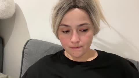 emily_morning_dew online show from 09.15.25